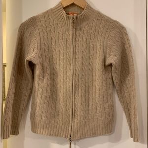 100% Cashmere sweater